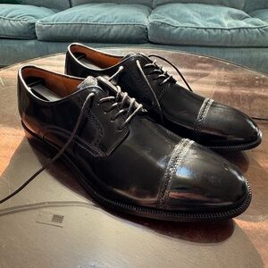 Black Johnston & Murphy Cap Toe Dress Shoes